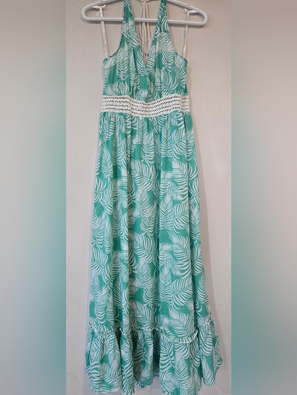 True Destinations Women’s Maxi Dress in Mint Palm Leaf Print with Crochet Detail